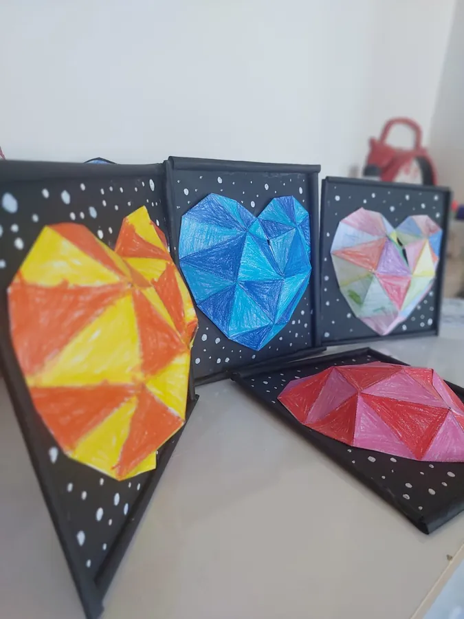 Heart frames with triangle patterns
